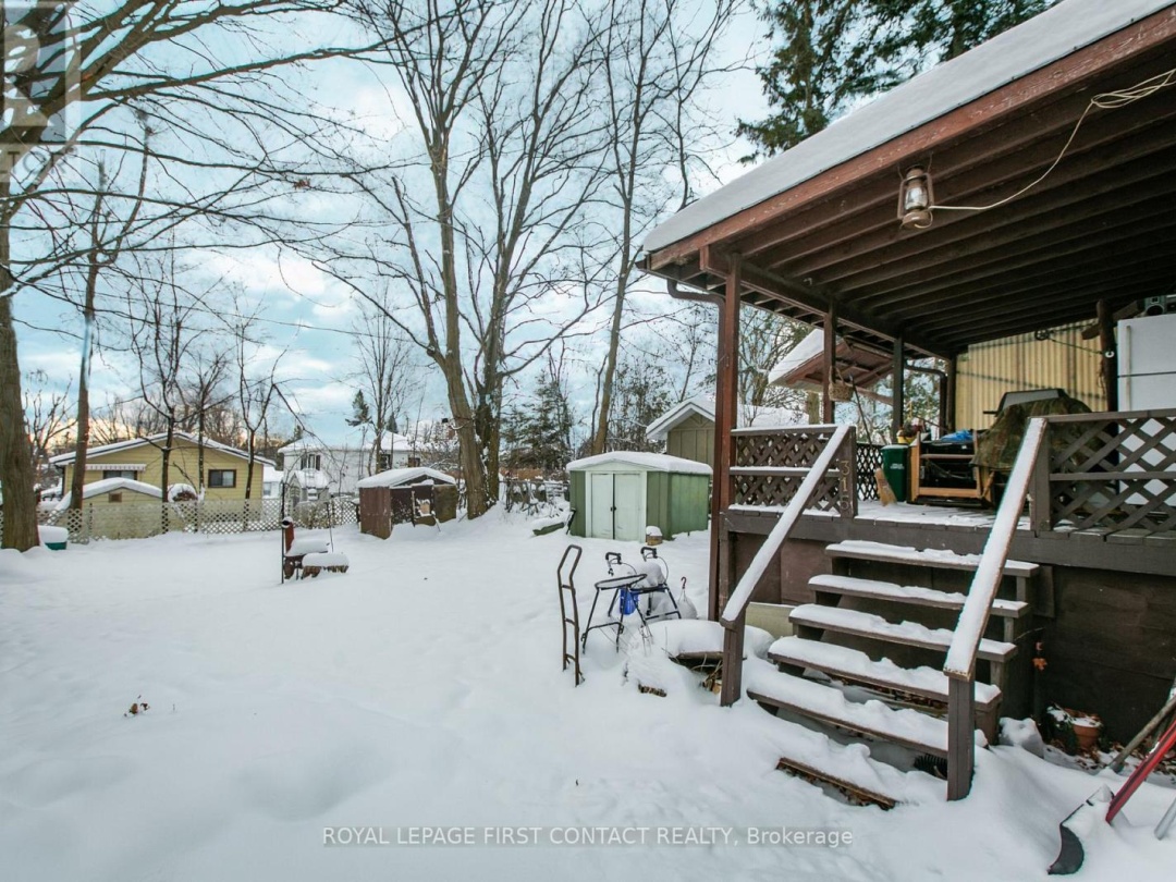 315 GRENVILLE AVENUE, 