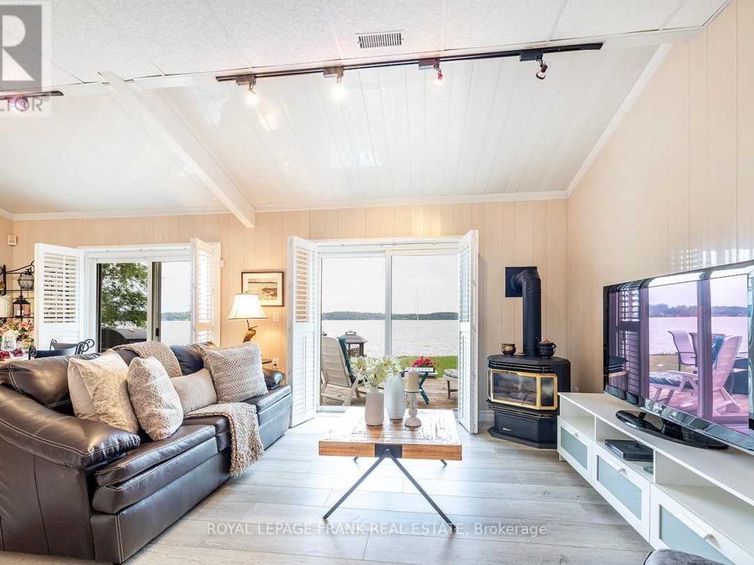 46 LAKEVIEW BOULEVARD, Lake Scugog