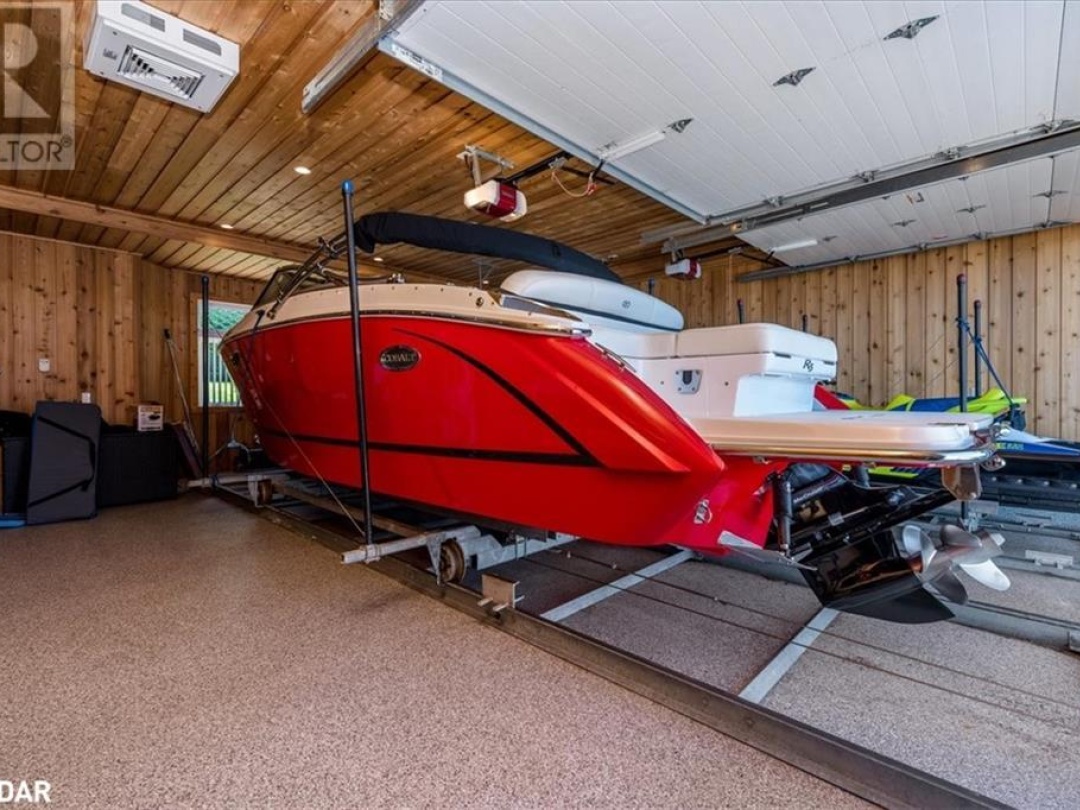 153 Creighton Street S, Lake Simcoe