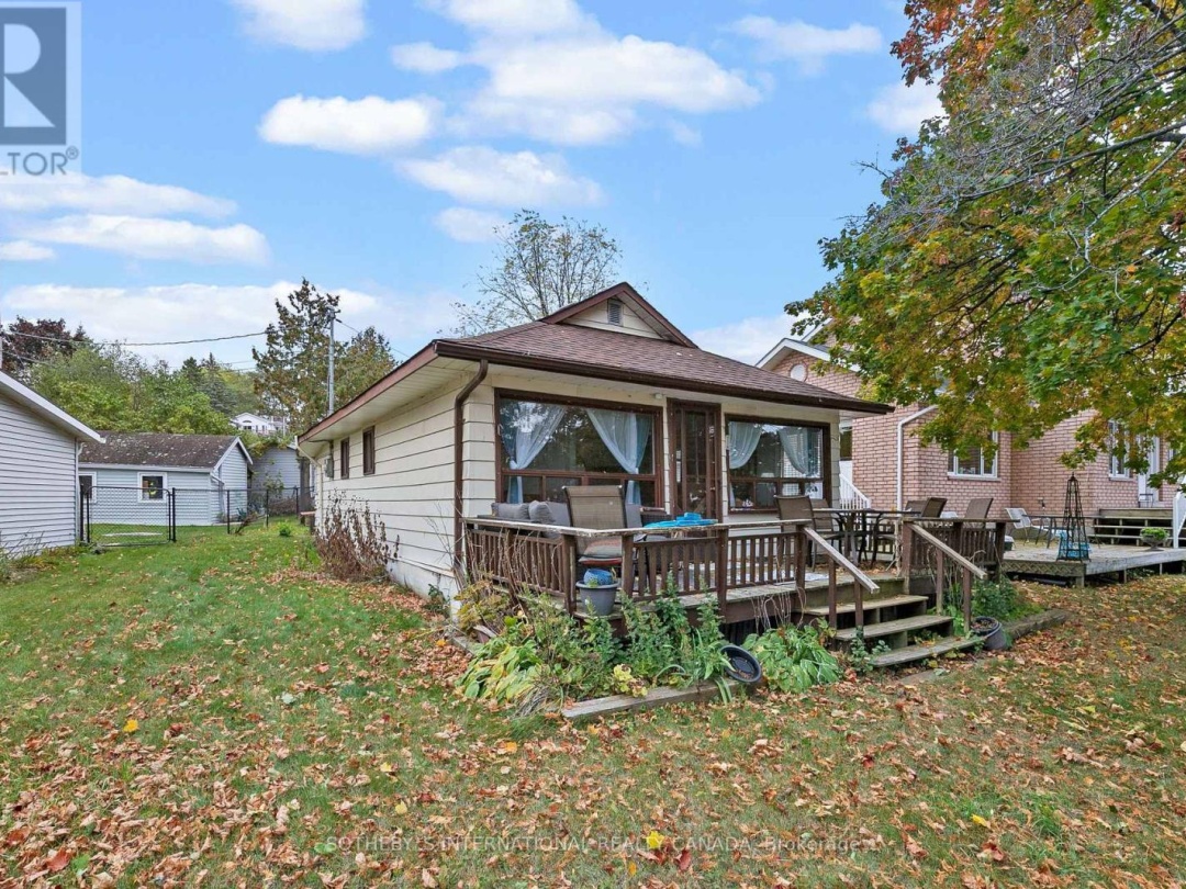 18 Third Street, Sturgeon Lake