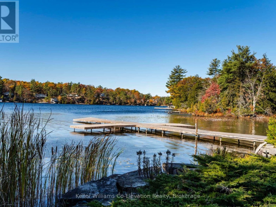 804 KINGS FARM ROAD, 