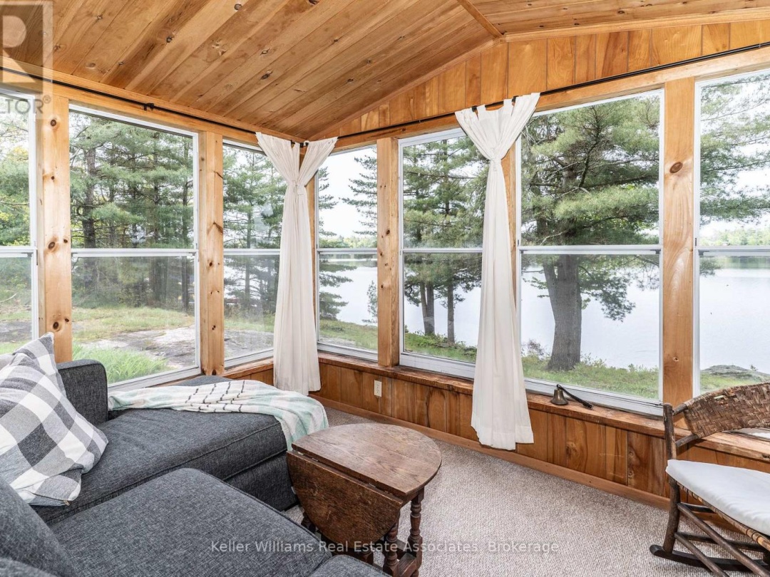 Unit 2 1200 North Shore Drive, Gull Lake