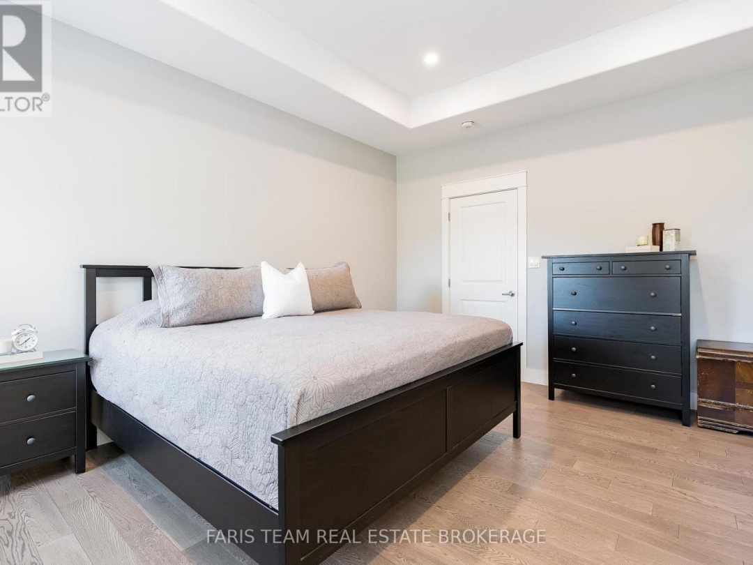 7589 CRONK SIDE ROAD, 