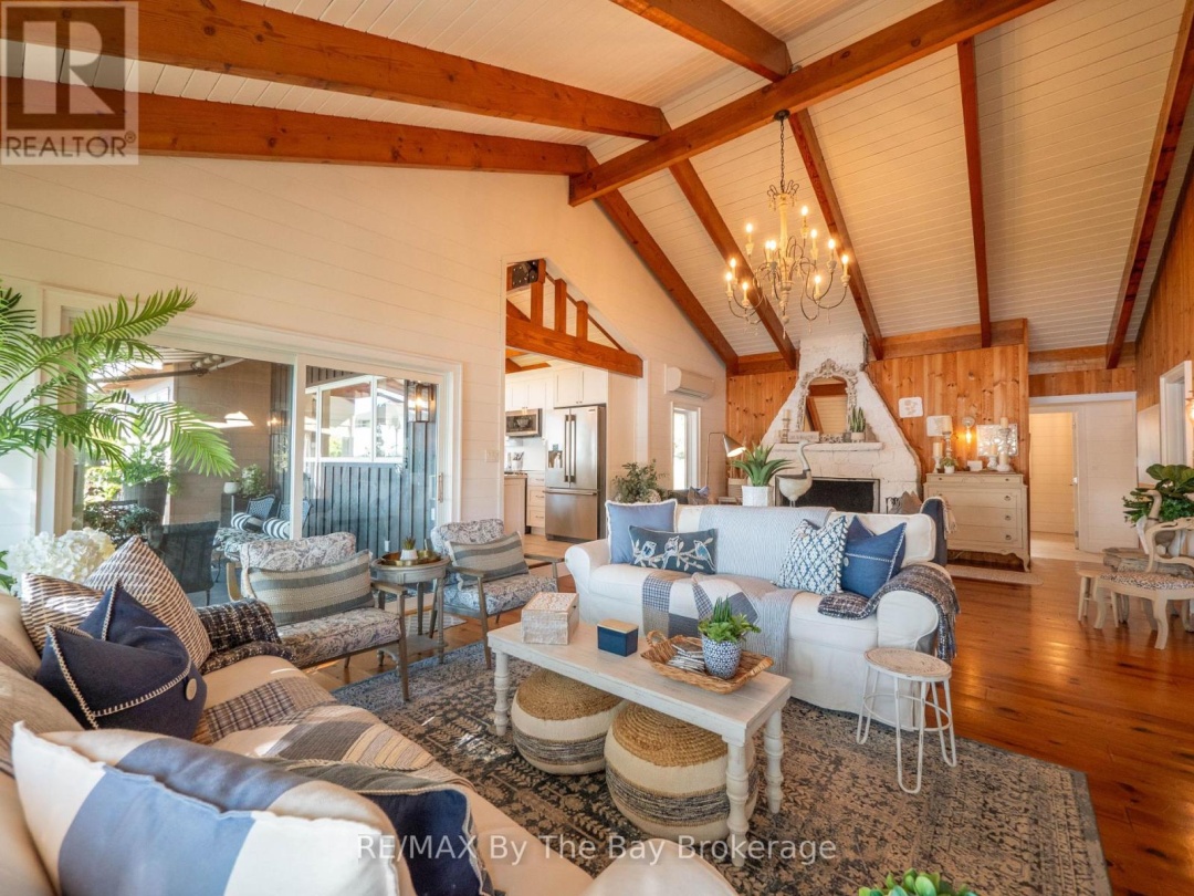 4476 ISLAND 1040/LITTLE BEAUSOLEIL ISLAND, 
