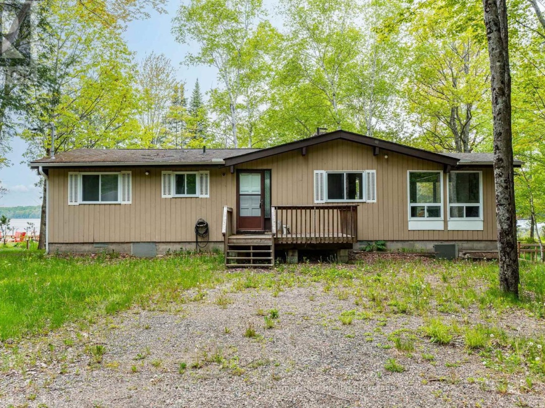 1088 Gravel Pit Drive, Canning Lake