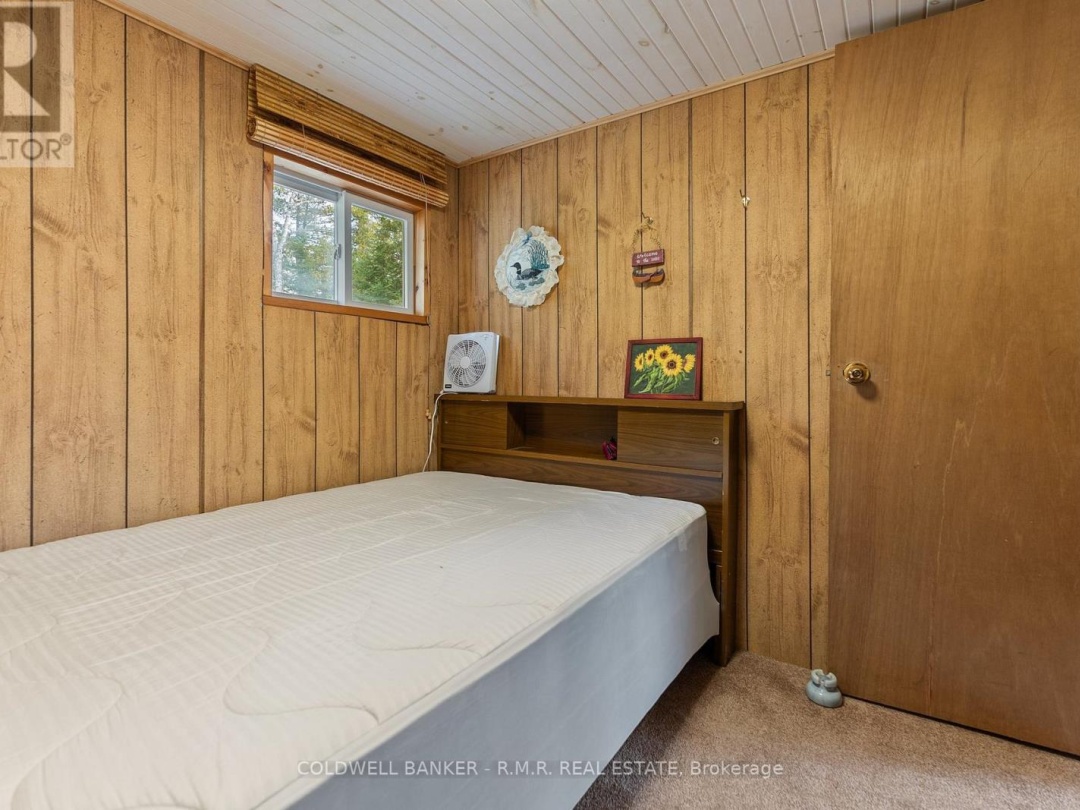 701 ISLAND 7, Crystal Lake