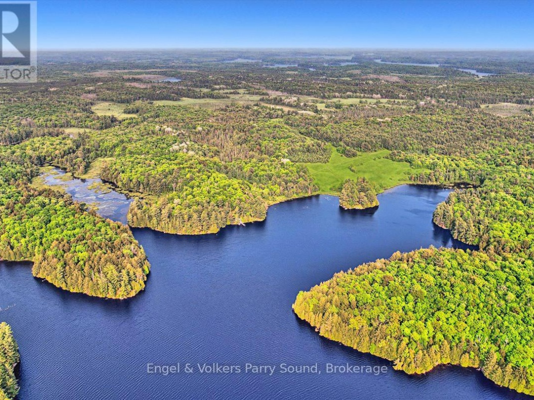 53 BIRDWOOD LANE, Harris Lake
