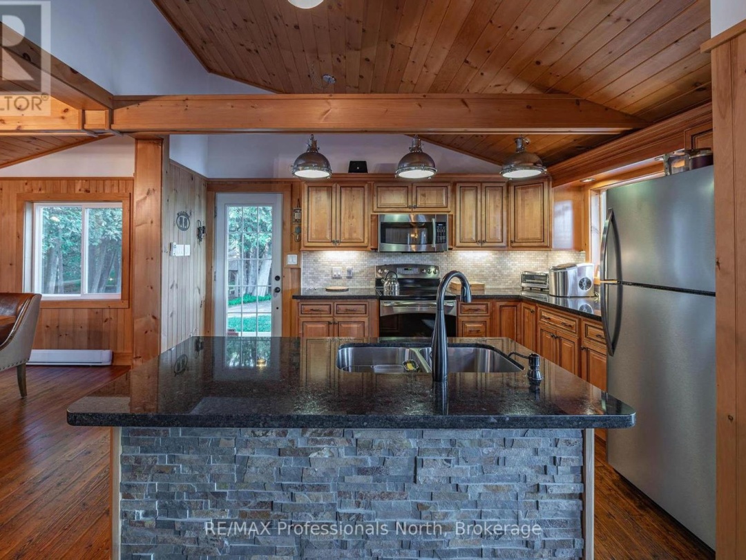 1484 Bat Lake Road, Canning Lake