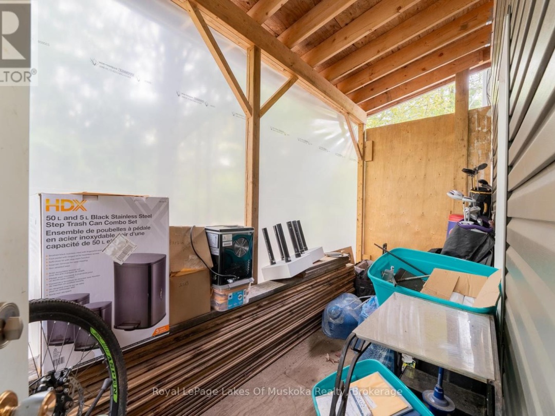 1075 ROCKY NARROW ROAD, 