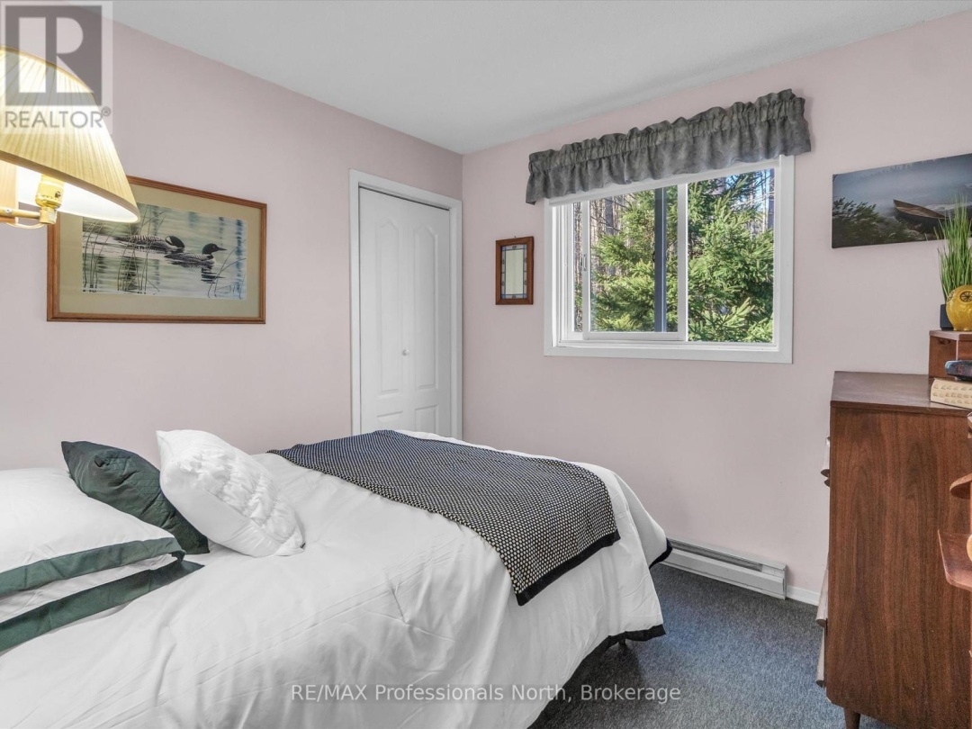 1273 Williamsport Road, Big East Lake