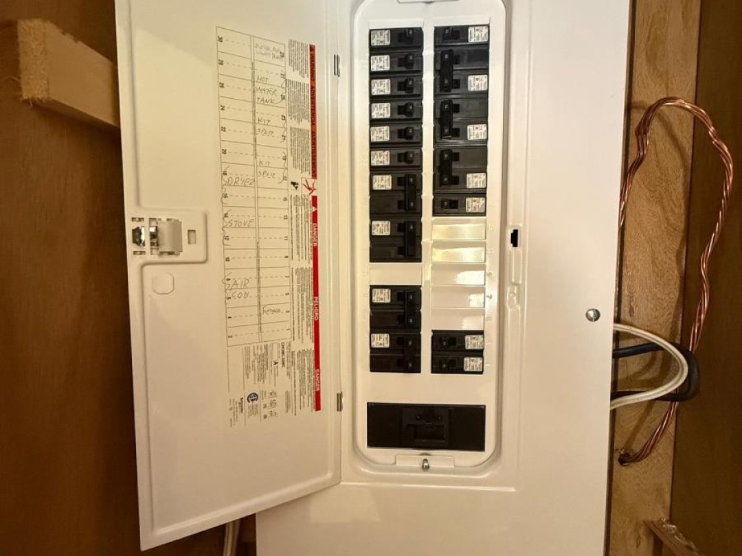 161 - 580 WEST STREET S, 