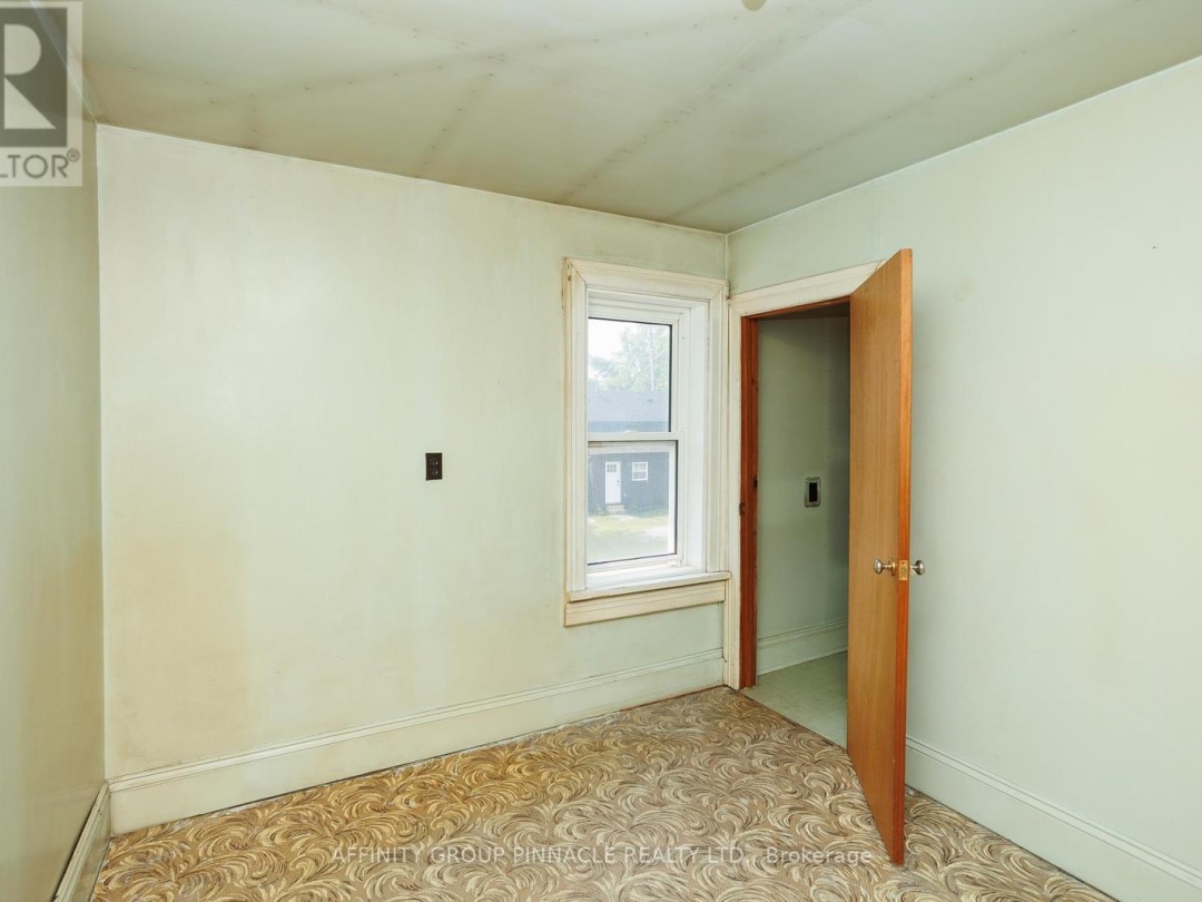 1850 VICTORIA ROAD, 