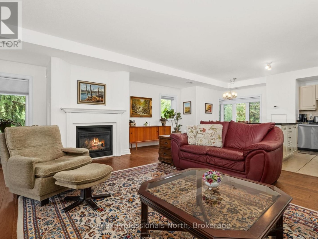 207 - 110 STEAMSHIP BAY ROAD, Muskoka Bay