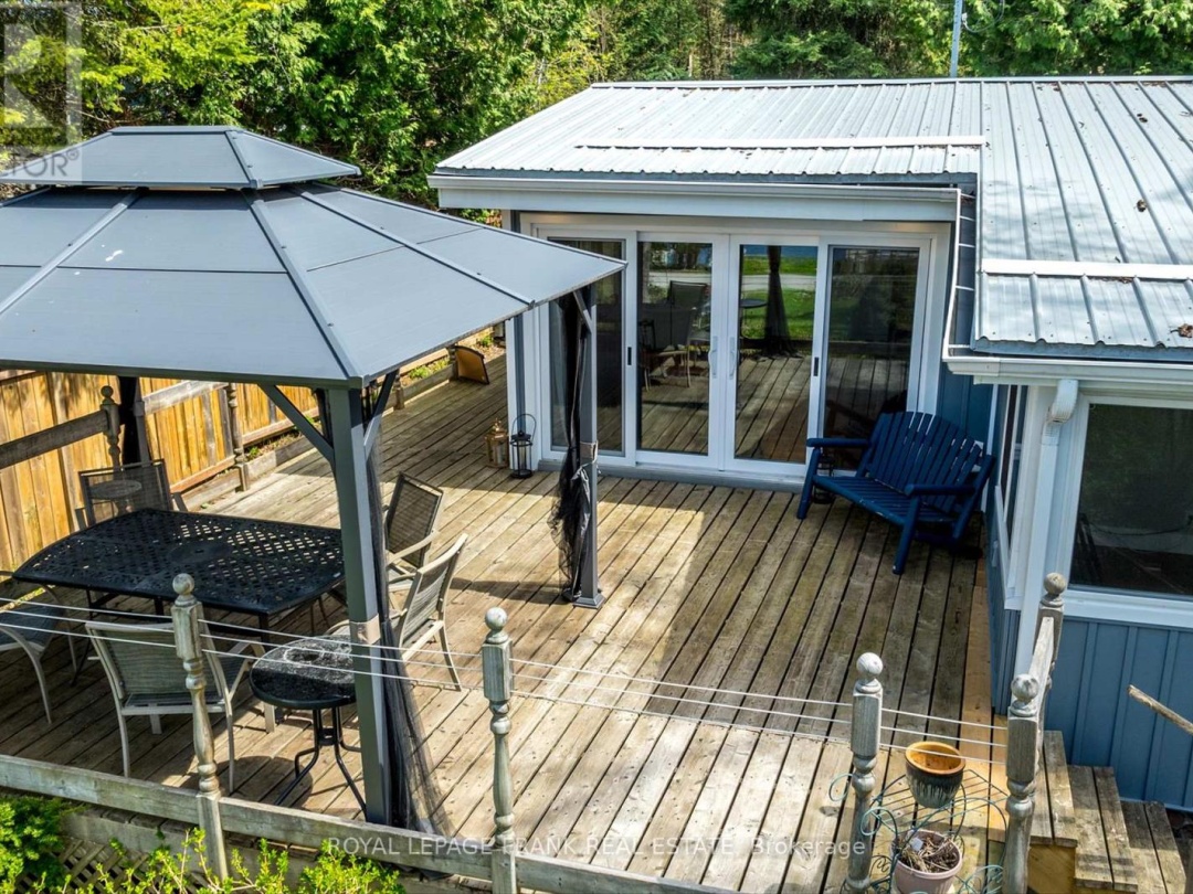 8 DAISY TRAIL, Sturgeon Lake