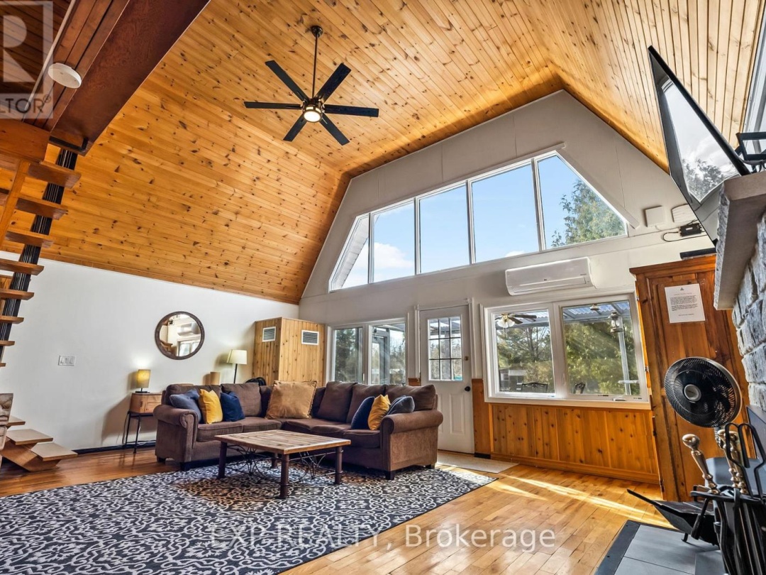 137 Fell Station Drive, Burnt Lake