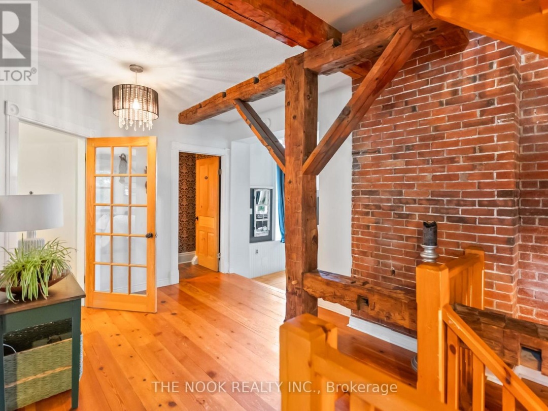 275 VALENTIA ROAD, 
