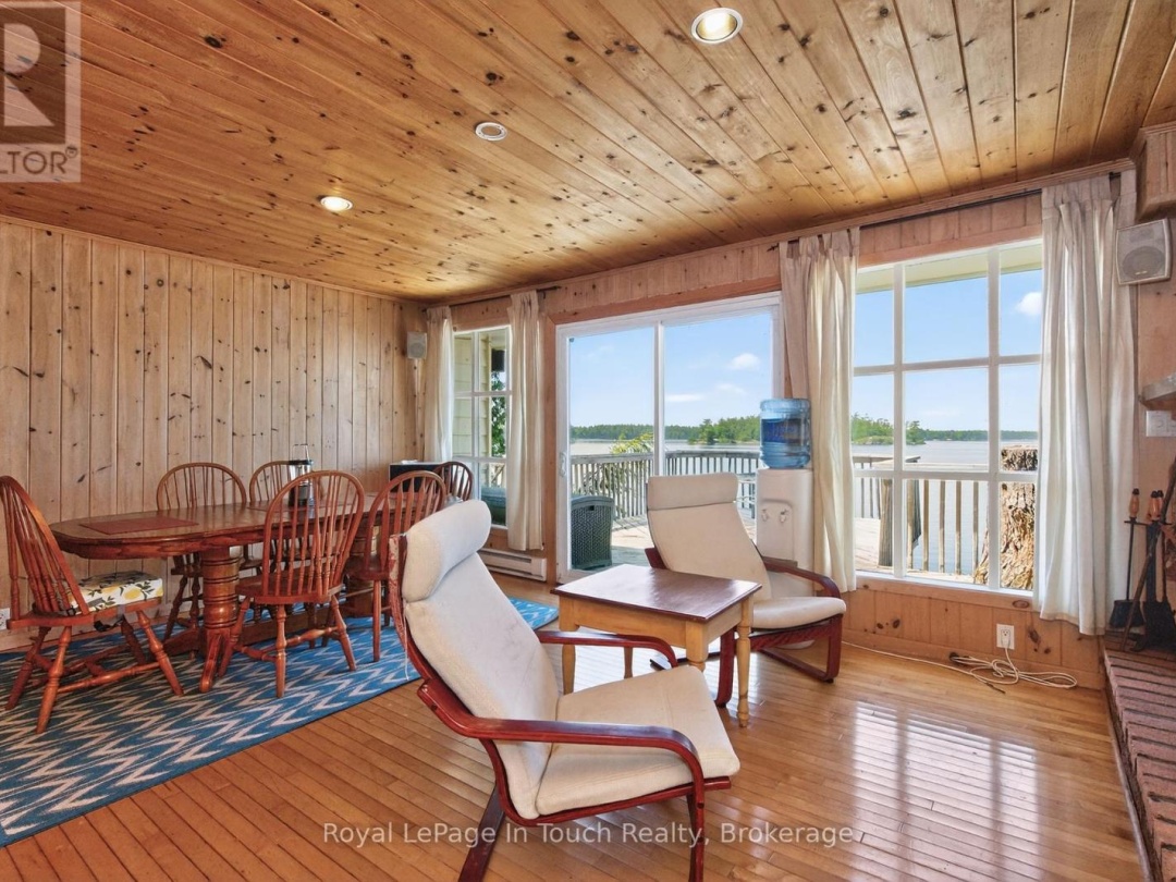 2 IS 270 SIX MILE LAKE ISLAND,