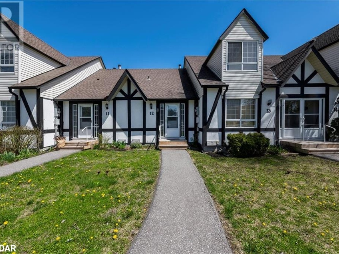 81 Laguna Parkway Parkway Unit# 12, Lake Simcoe