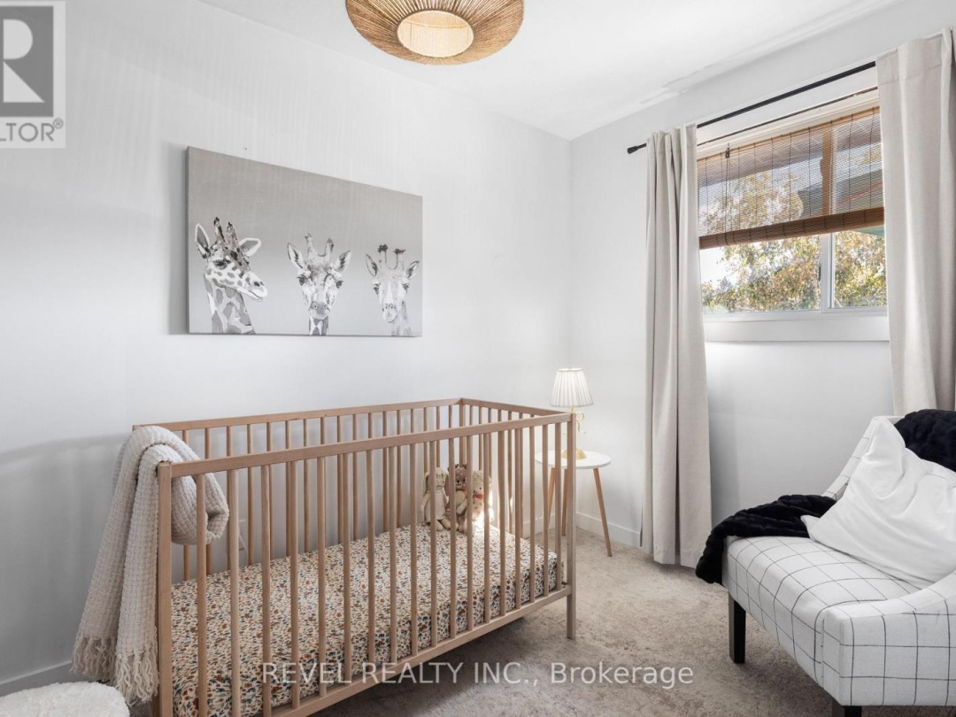 11 MARSH CREEK ROAD, 