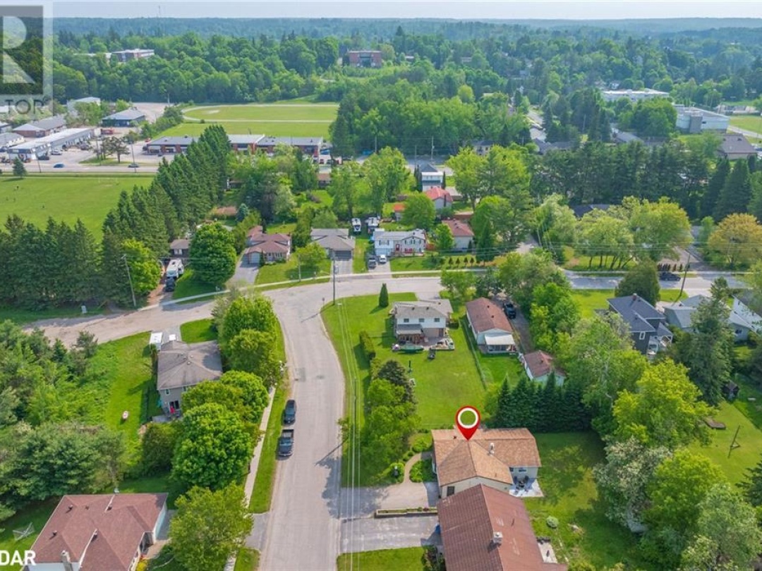 4 MAYPARK Drive, 