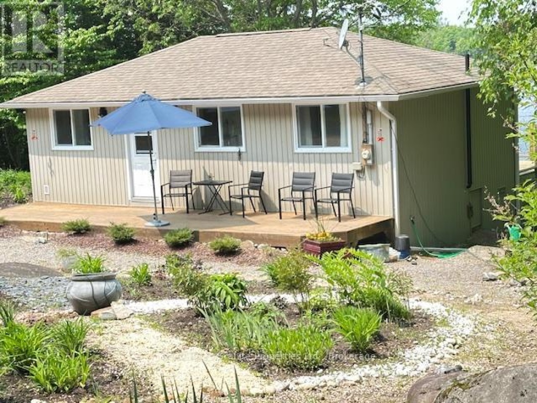 4 TURTLE LANE, 