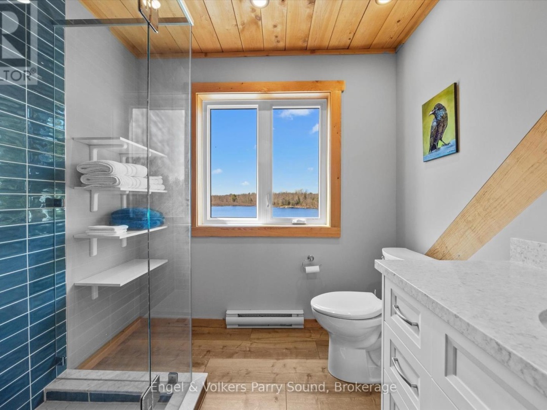 201 Loch Erne Road, Vowel Lake