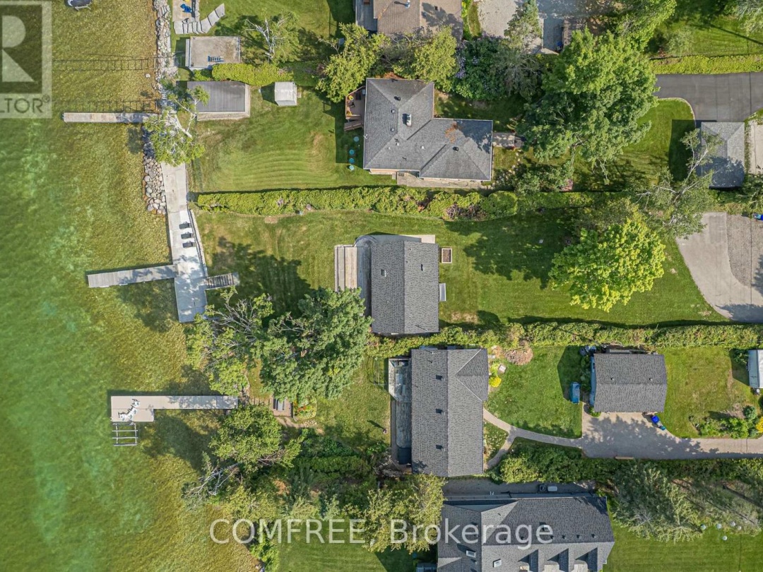 901 WOODLAND DRIVE, 