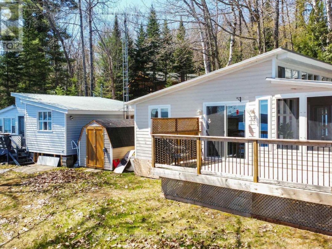 1028 Hillcrest Lane, Halls Lake