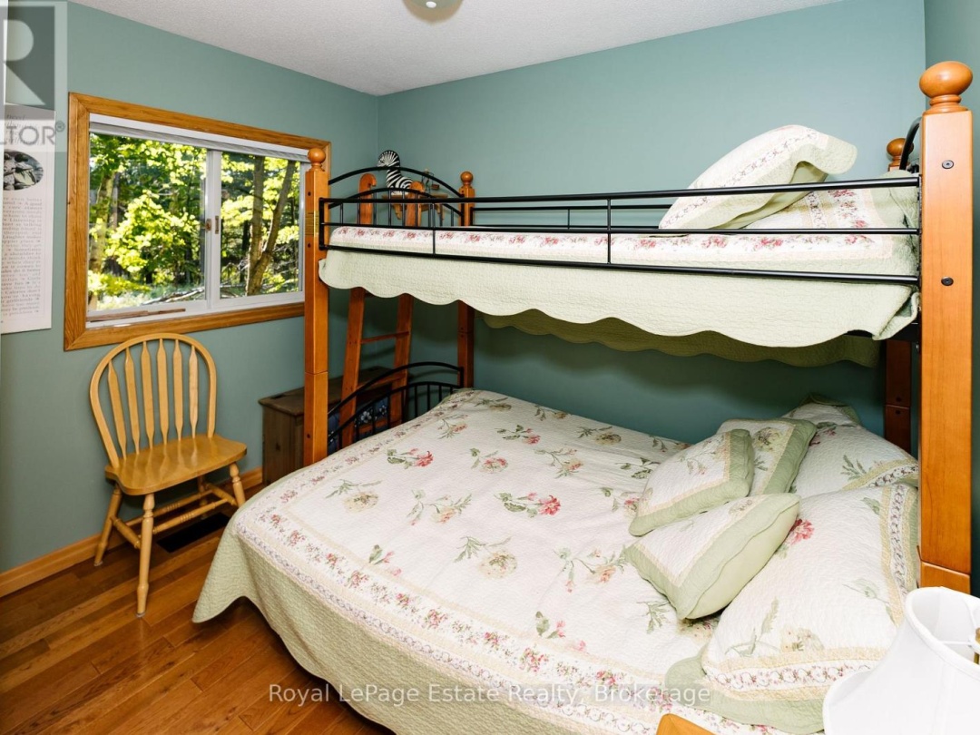 1157 BETWEEN LAKES TRAIL, Soyers Lake