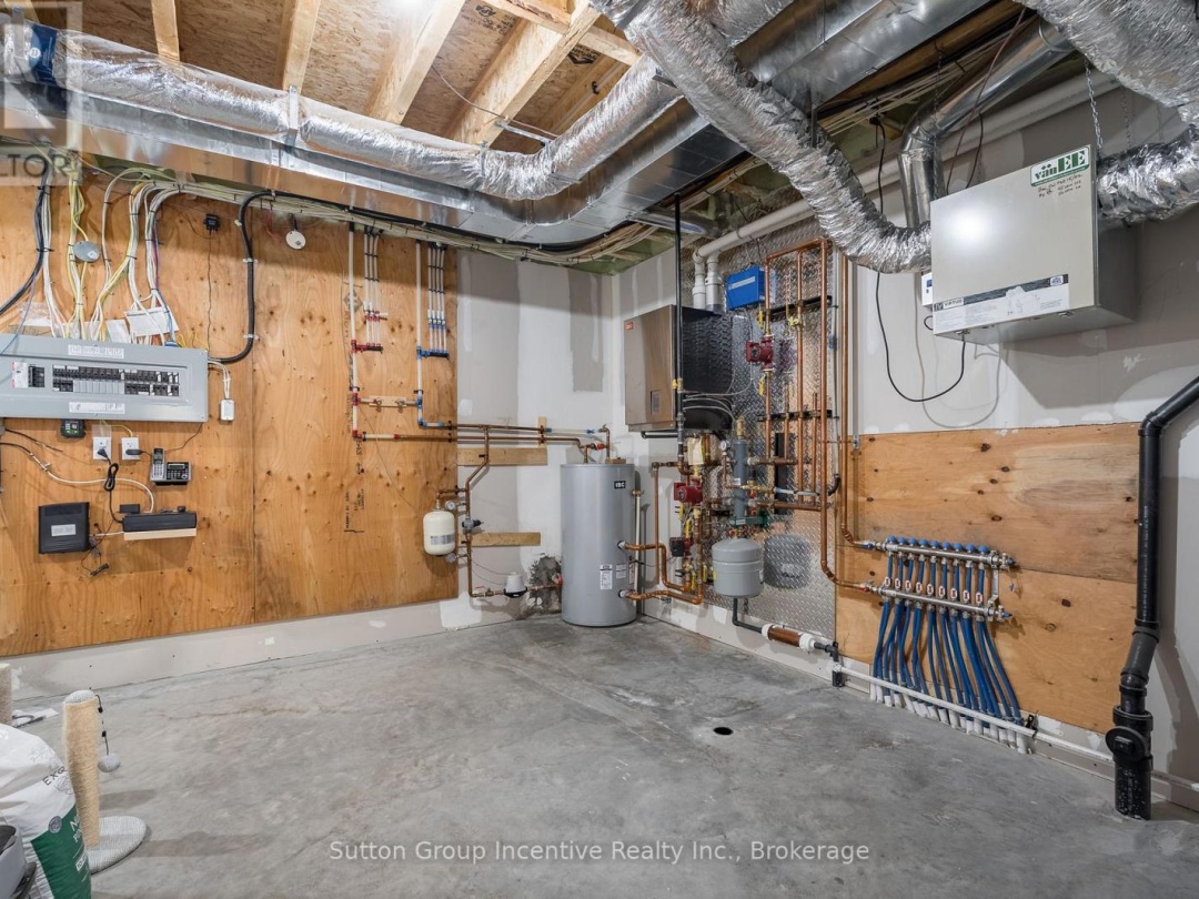 24 ST GEORGES COURT, 