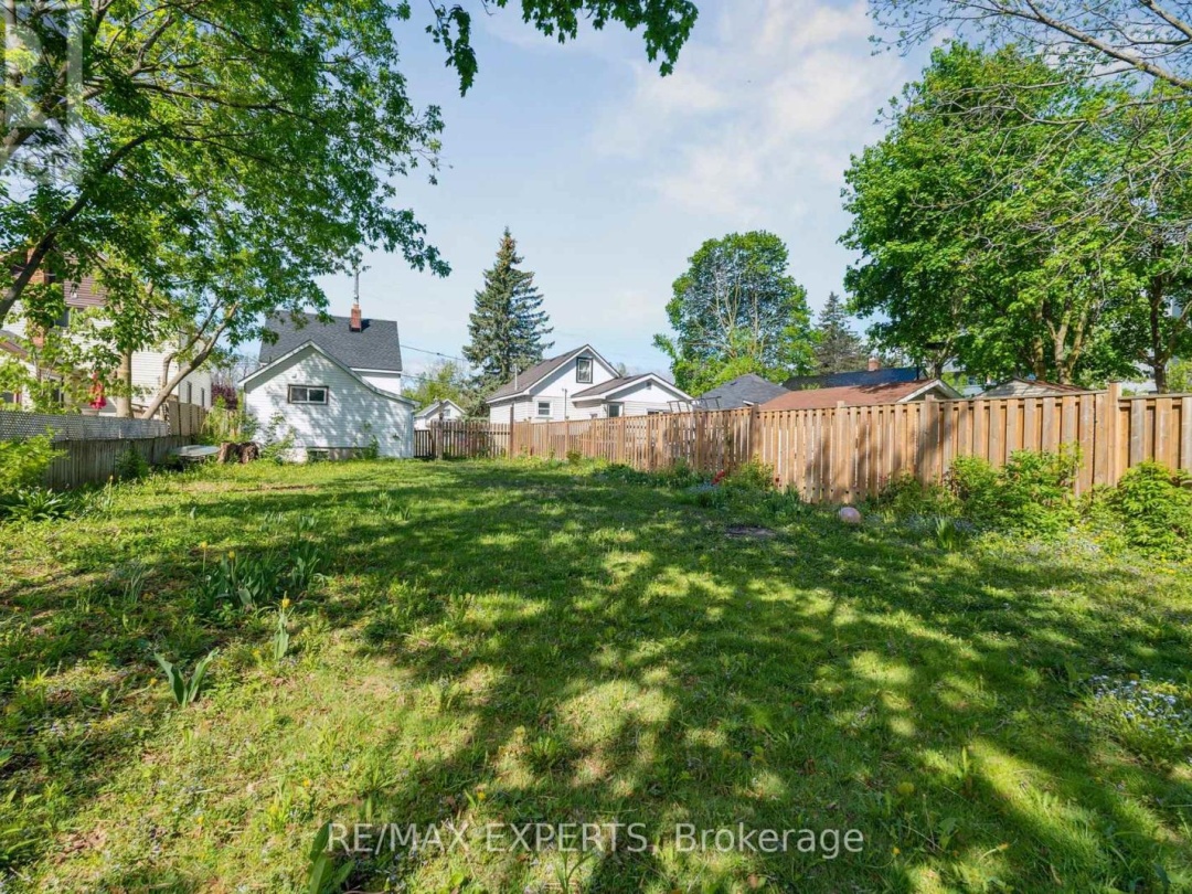 282 Gill Street, Orillia