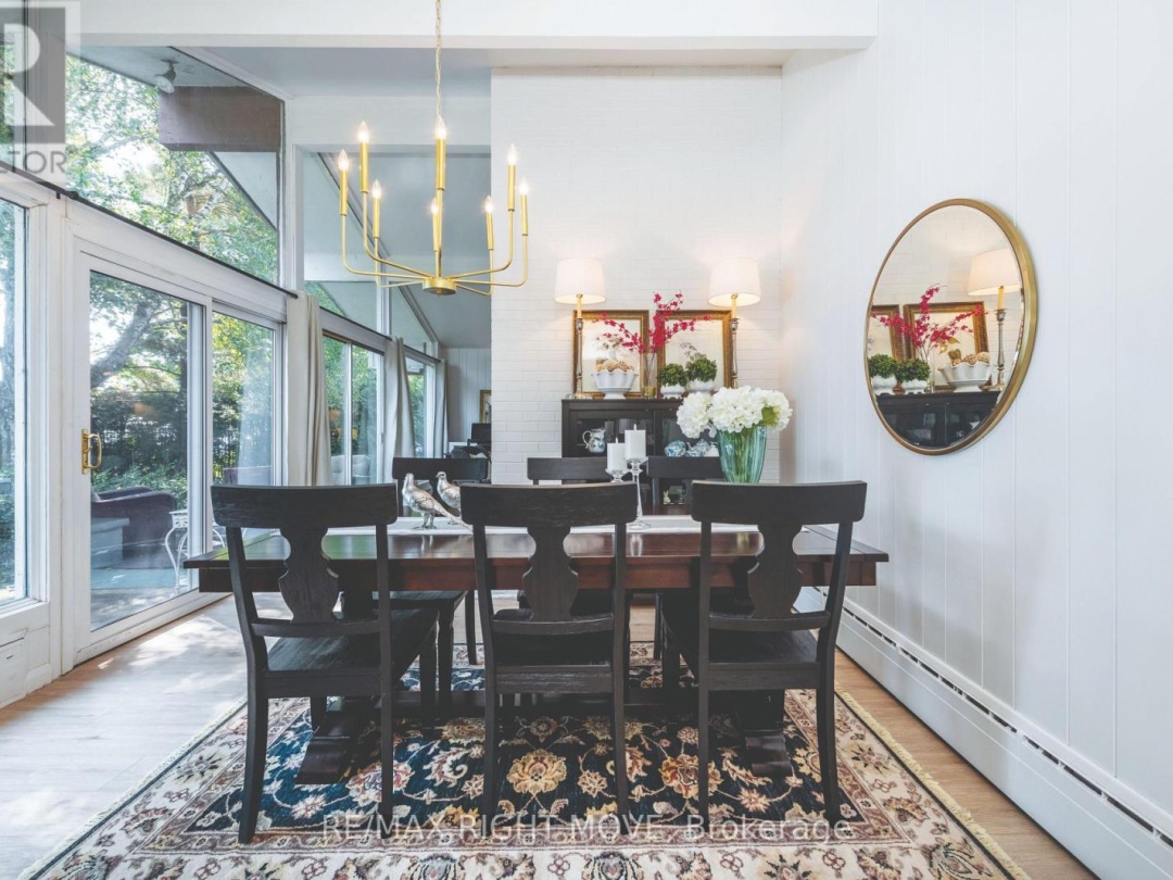 18 MAPLE DRIVE, 