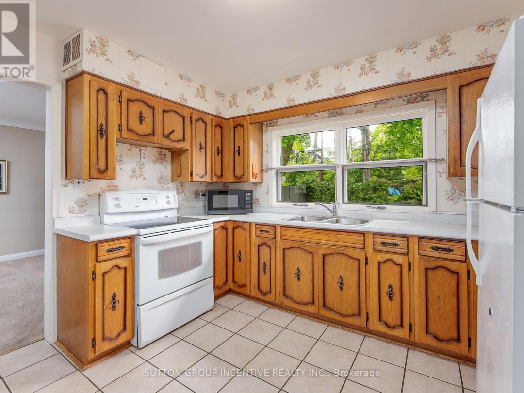 56 Dalton Crescent S, Orillia