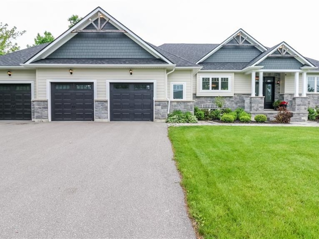 2066 Elana Drive, Orillia