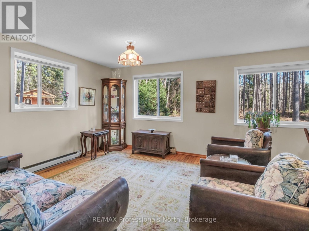 1273 Williamsport Road, Big East Lake