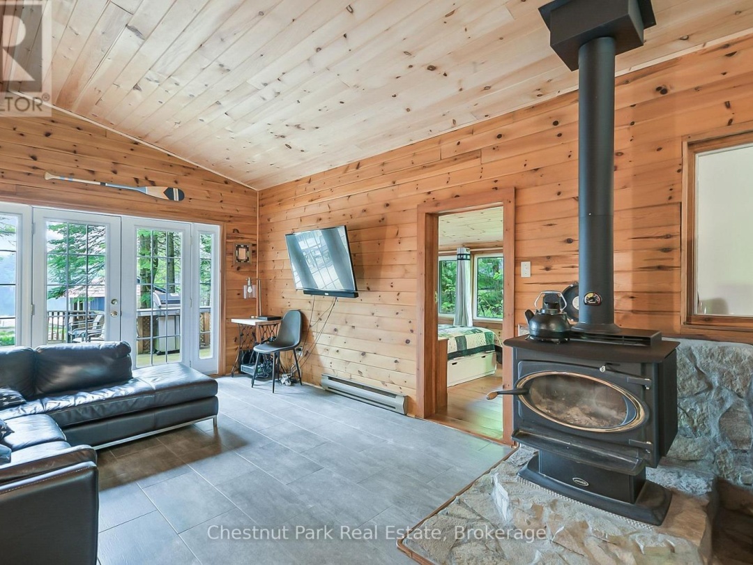 1002 LEECH LAKE POINT ROAD, 
