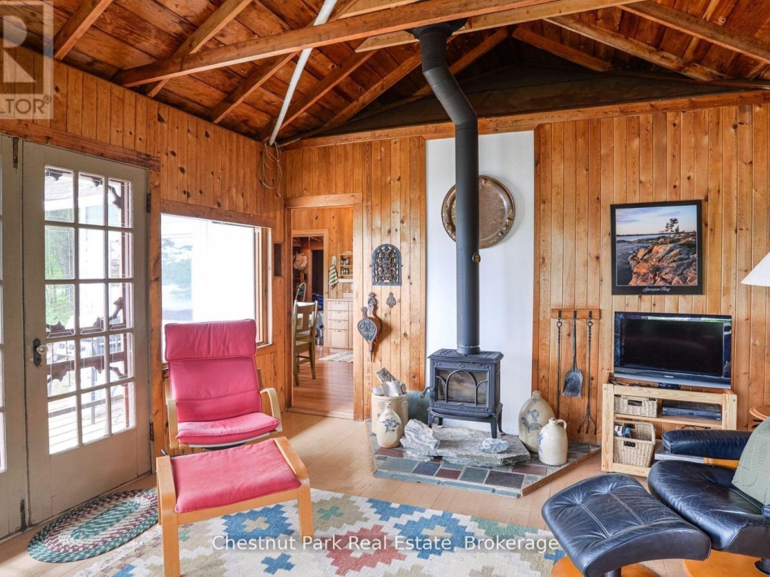 26 TAYLOR ISLAND 26LM, 