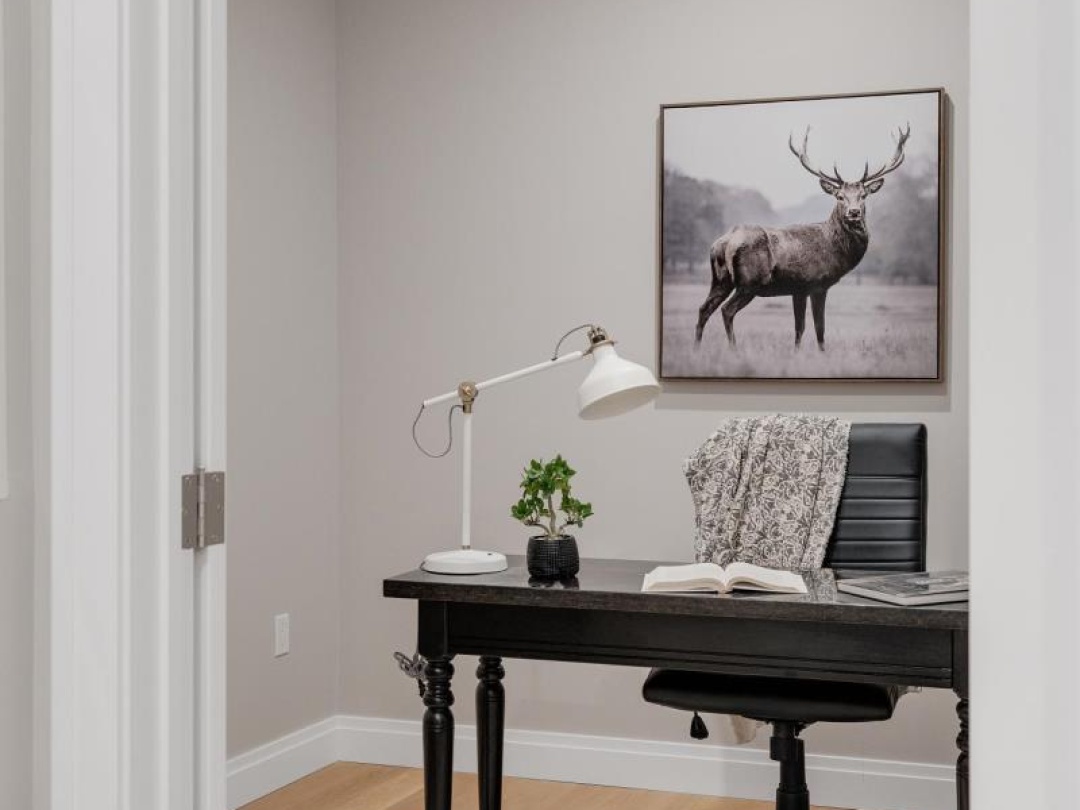 204 - 32 BRUNEL ROAD, 