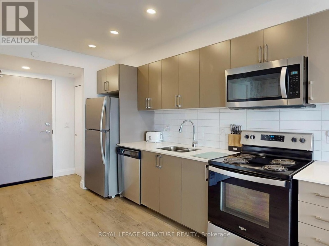 703 - 58 LAKESIDE TERRACE, 
