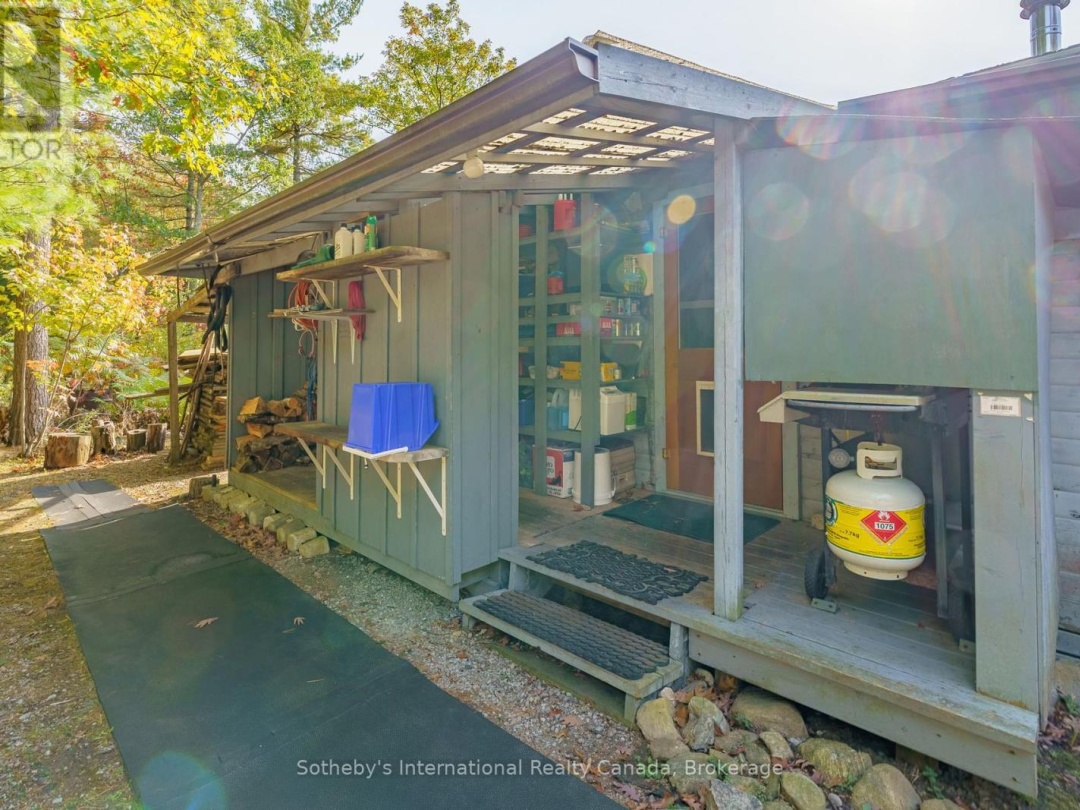 22418 GEORGIAN BAY SHORE, Longuissa Bay