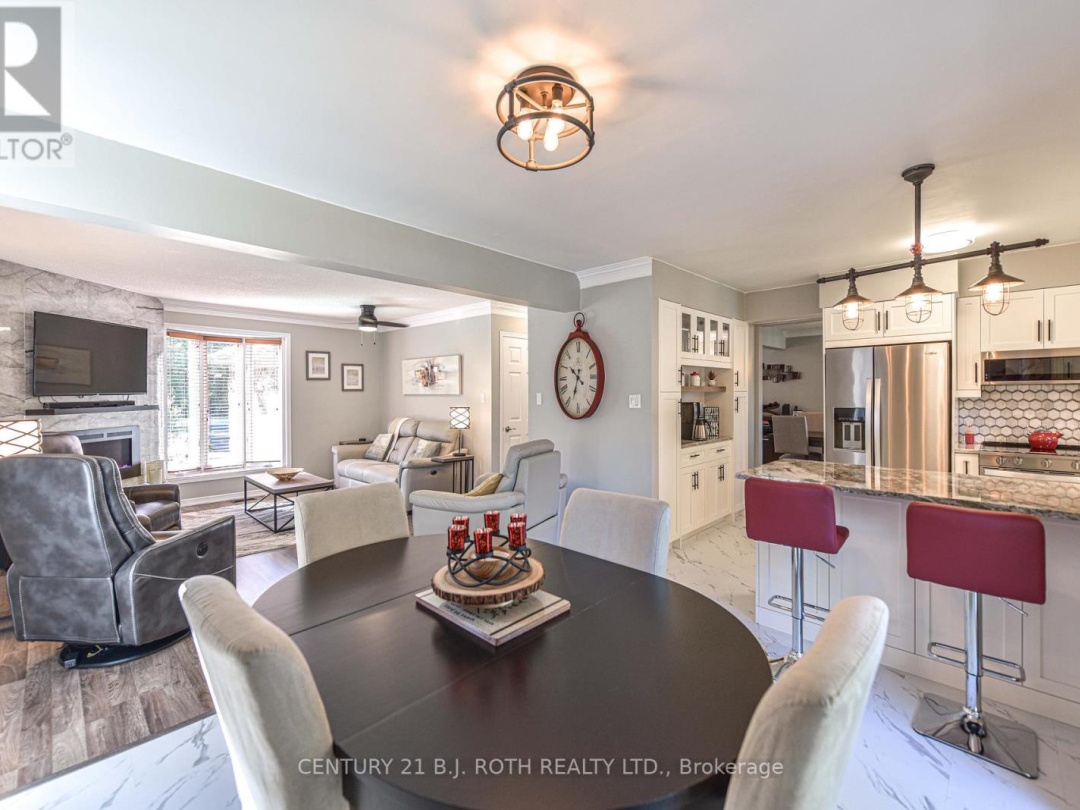 60 Simcoe Road, Lake Simcoe