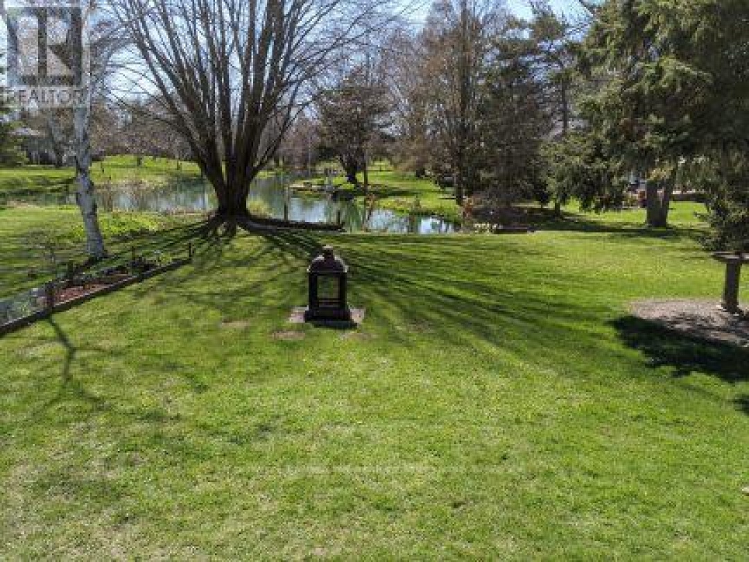 148 BAYSHORE DRIVE, Lake Simcoe