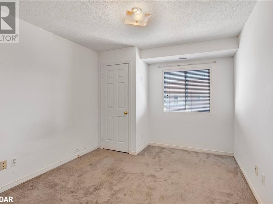 107 Bond Street Unit# 303, Orillia