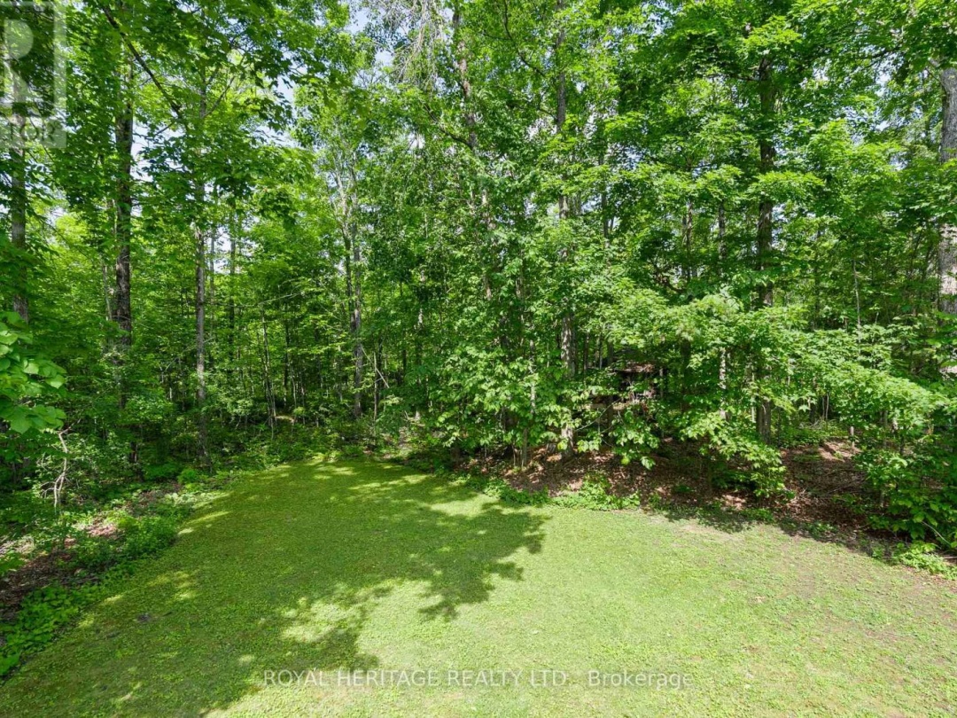 65 BESSIE AVENUE N, 