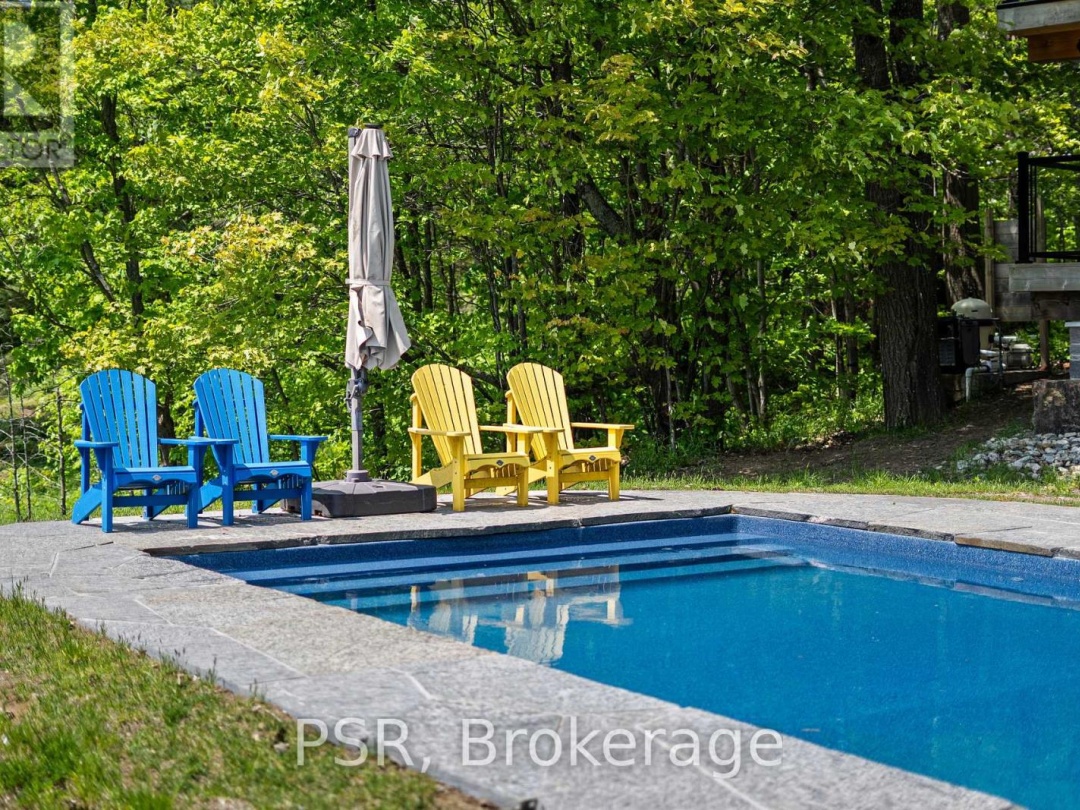 1030 S Sunset Bay Road, Lake Muskoka
