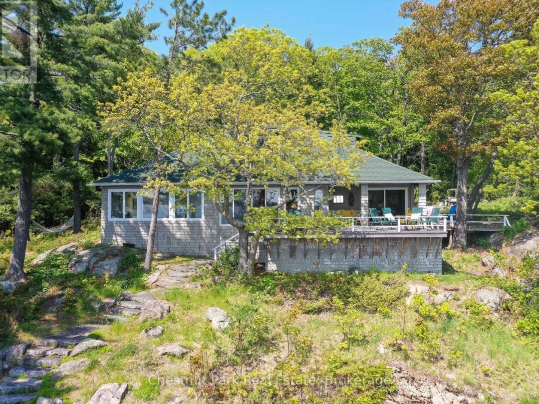 8 - 1869 MUSKOKA 118 ROAD W, 