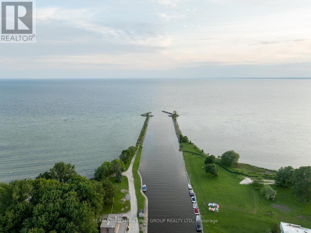 9 4 Paradise Boulevard, Lake Simcoe