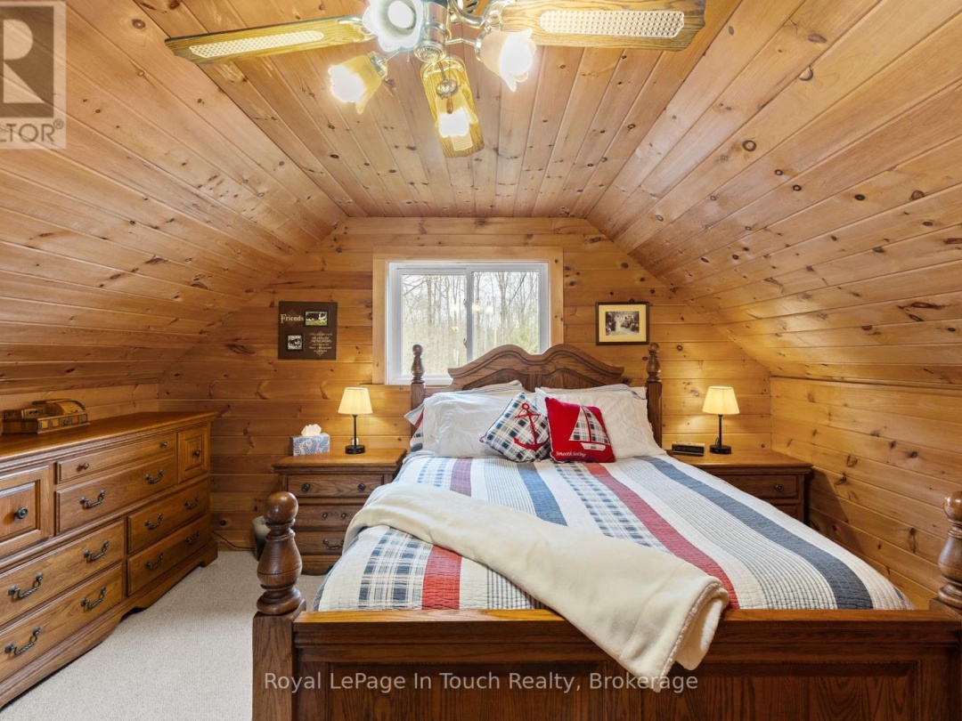 1472 Otter Point Road, Gloucester Pool