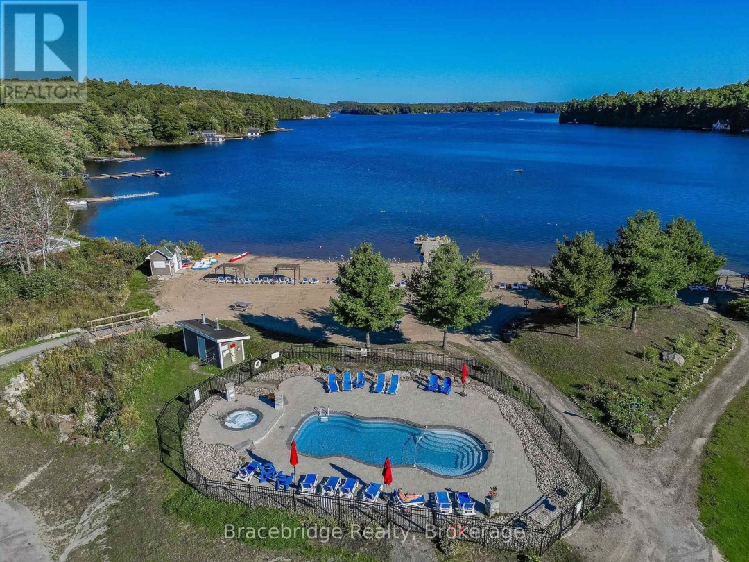 G102-C2 - 1869 MUSKOKA ROAD 118 HIGHWAY W, Lake Muskoka