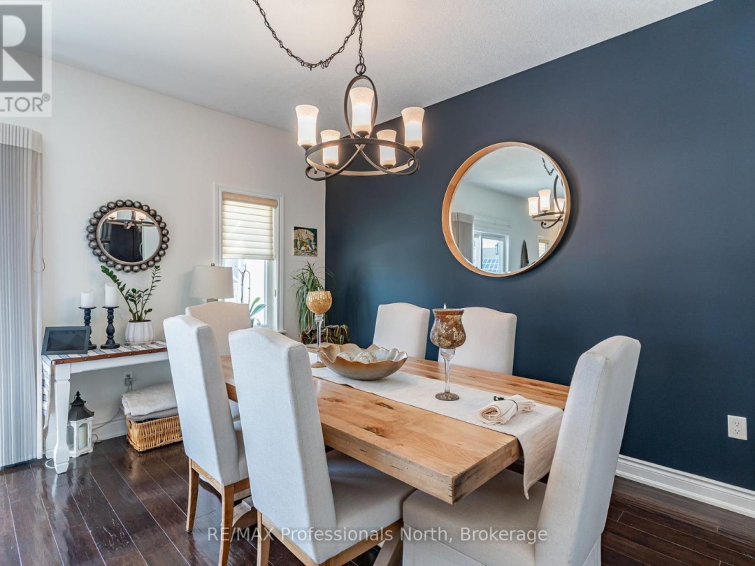 13 68 Webb Circle, Kashagawigamog Lake